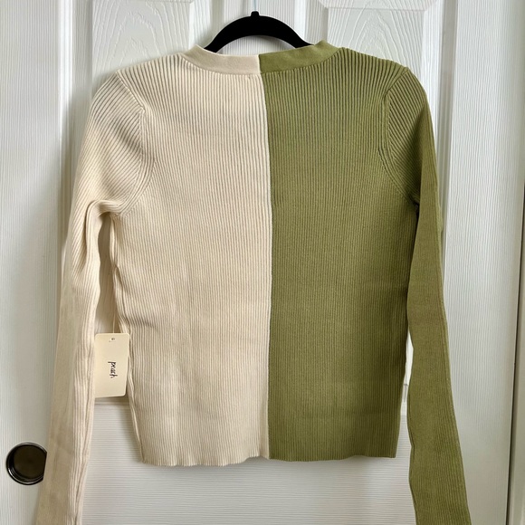 Green and White Colorblock Cardigan - Picture 2 of 4